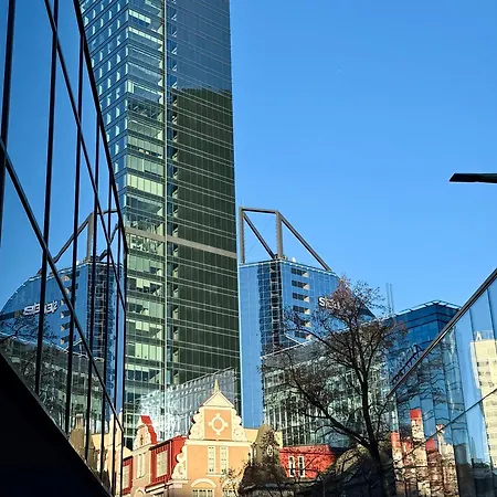 Modern High-rise In Apartment